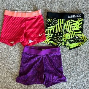 Lot of 3 girls Nike Pro